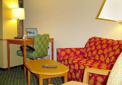 Fairfield Inn And Suites Sacramento Airport Natomas West Sacramento Room photo